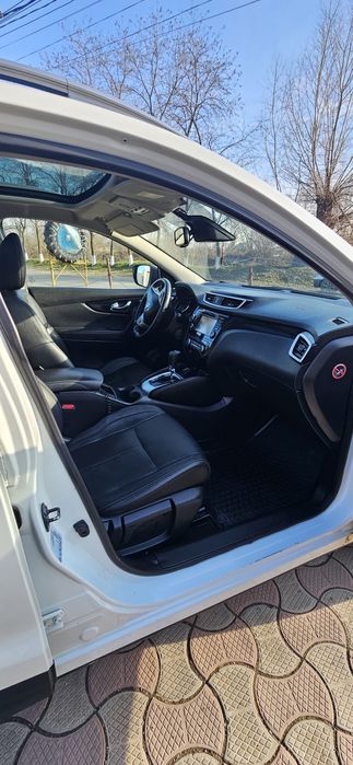 Vând Nissan Qashqai