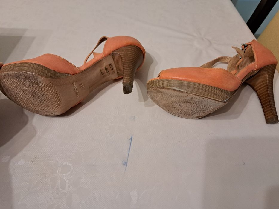 Sandale elegante cu toc