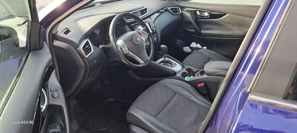 Vând Nissan Qashqai