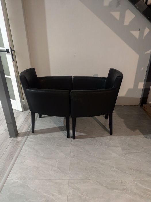 Стол, стулья, кожонные кресло