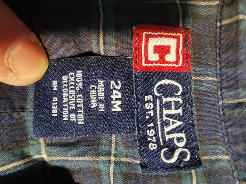 Продам рубашку на мальчика 2-3 годика