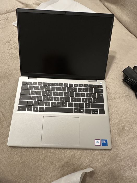 NOU! Laptop Dell 14 DC14250 – Intel Core 5 120U | 16GB DDR5 | SSD 512GB |
