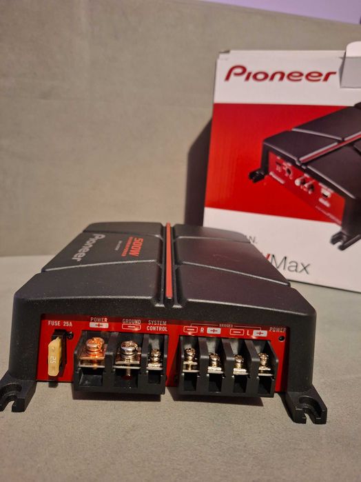 Усилвател за кола Pioneer 500w.