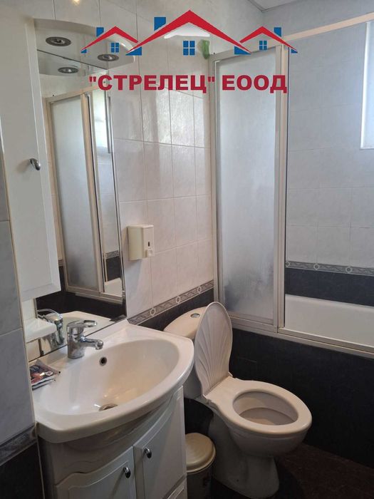 Дава се под наем Двустаен апартамент в Добрич, Център - 60 кв.м за 357 € - Снимка #7