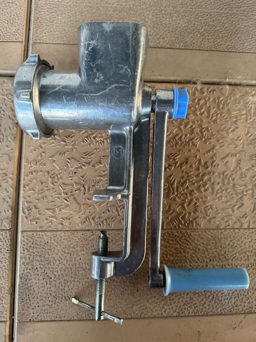 Мясорубка 2000 тг