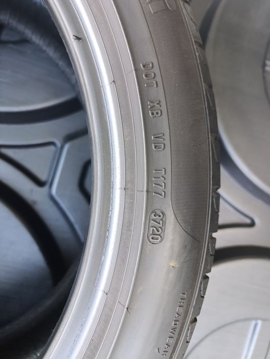 Anvelope de vara 245 40 18 Pirelli dot 2020