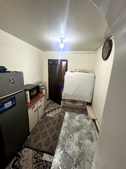 Uy sotiladi 1 xonalik