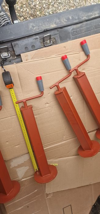 Picior sprijin remorca agricola 2.5 tone  pret 285 lei se poate trimit