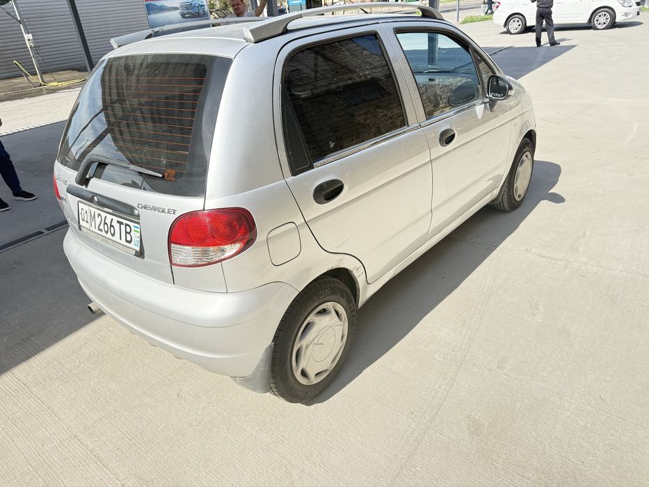 Matiz MX kondisionerli moshina sotiladi 2016 yil gazi bilan