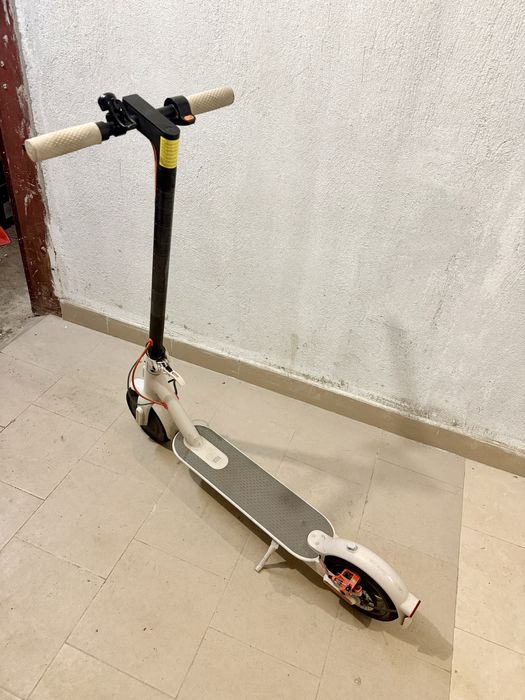 Тротинетка електрическа Xiaomi Electric Scooter 4 Pro