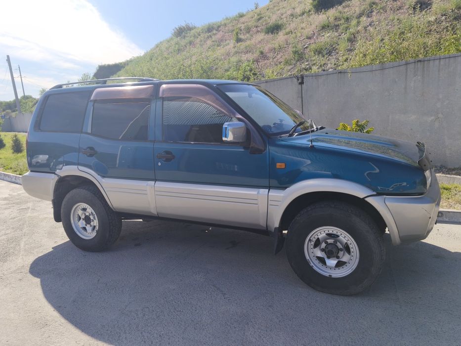 Nissan Mistral 1996