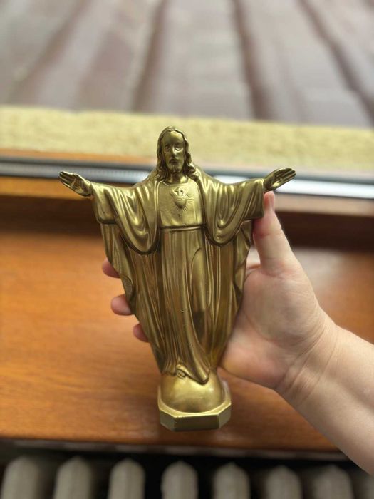 Statuetă cu Sfânta Inimă a lui Iisus Hristos din metal/h=20cm.