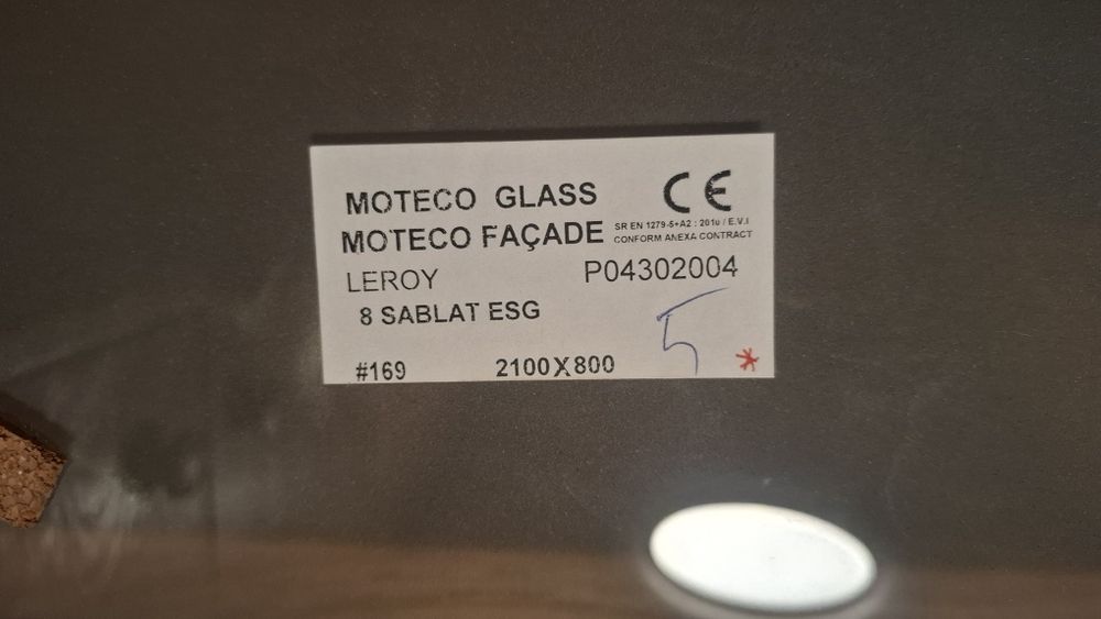 Usa glisanta de sticla