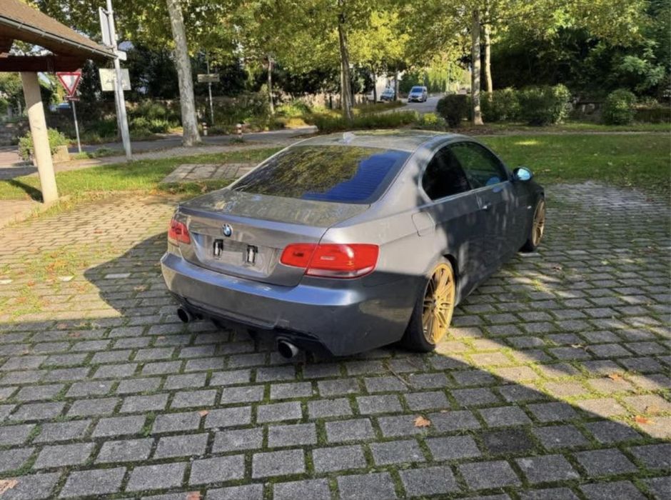 bmw  e92 325i  2007