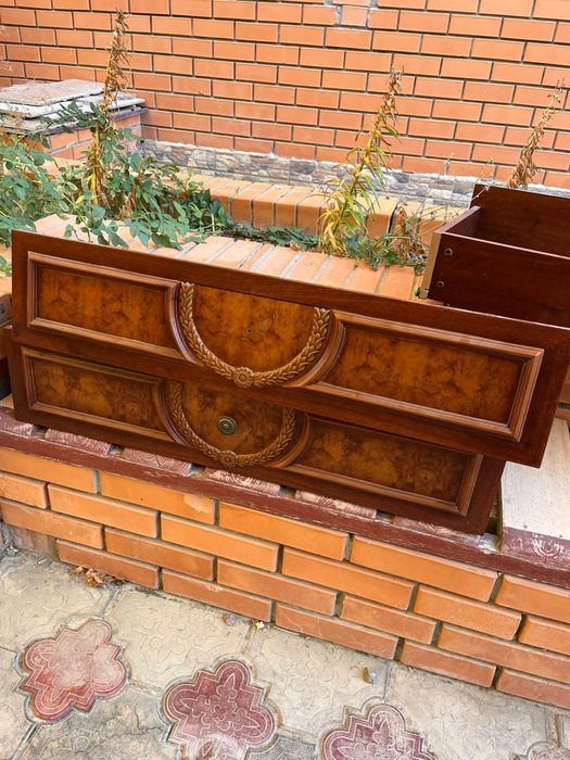 Продается сервант