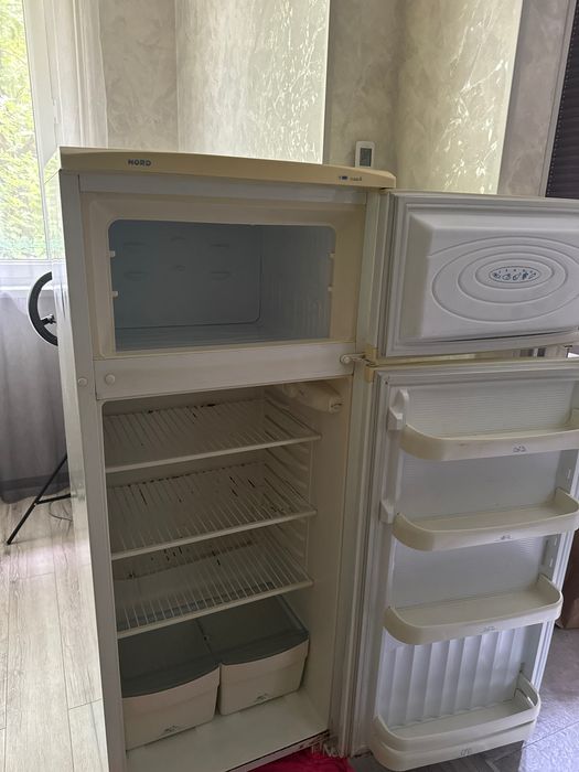 Продается холодильник