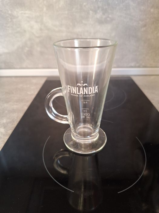 Чаши различни видове , чаша за кафе и кутия за кафе