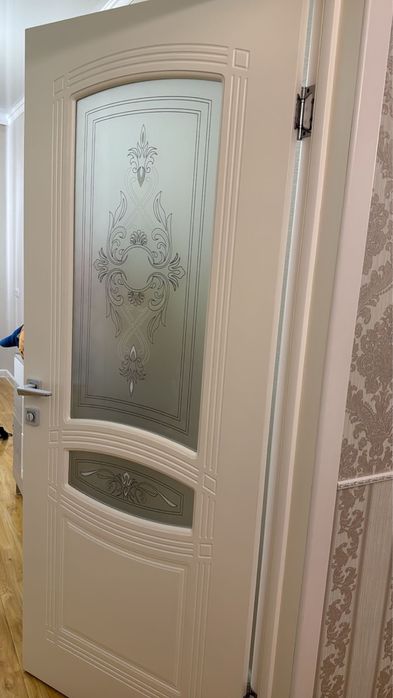 Продам двери межкомнатные