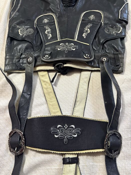 Lederhosen piele ( mar 34)