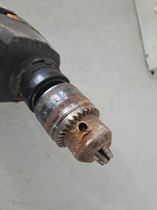 Бормашина - Hitachi 110 V 620 W