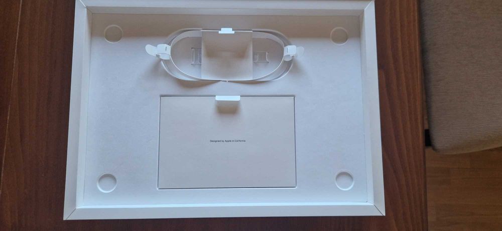 Кутия за MacBook Pro 2022