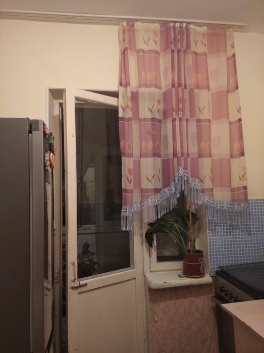 Квартира 2 х комнатная,в Городе Чирчике,район Нижний Комсомольск