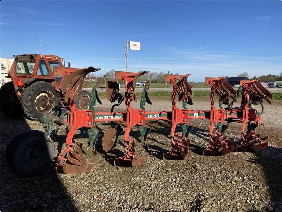 Plug Vogel Noot PLUS XMS 950 cu 5 brazde an 2016 Kuhn Lemken Huard