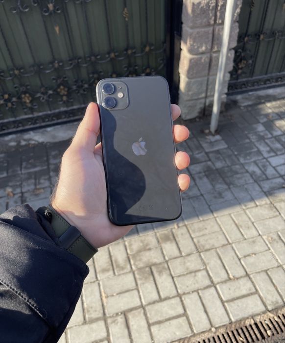 Продам телефон Айфон 11 128Gb