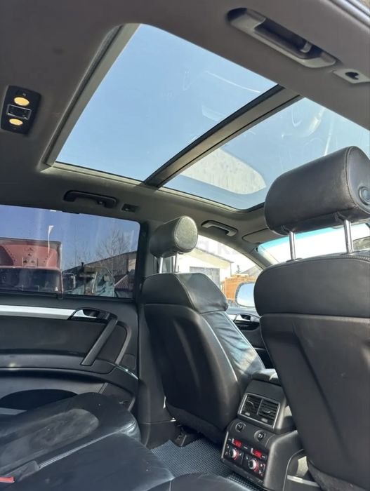 Продам ауди Q7 в хорошем состояний