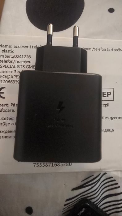 Incarcator si cablu super charger  45 wati   30  roni Sigilate