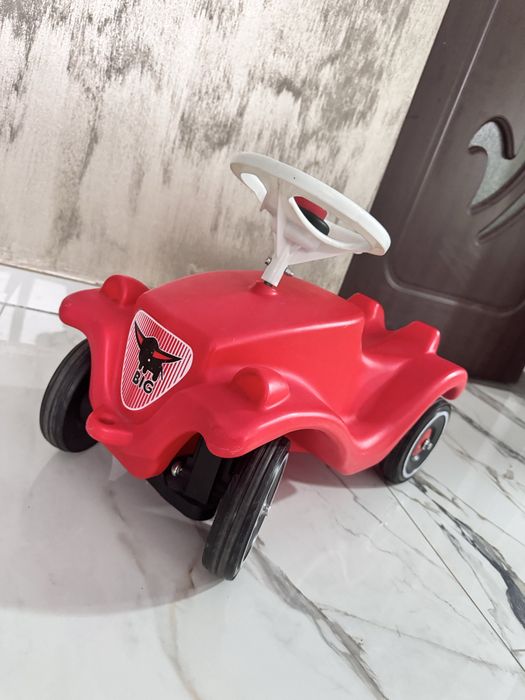Masinuta Big  pentru copiii maxim 2 ani jumate