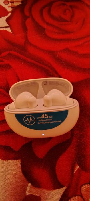 Продам беспроводные наушники