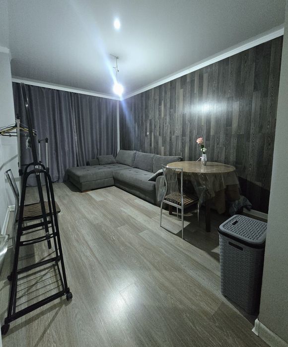 Сдам одну отдельную комнату