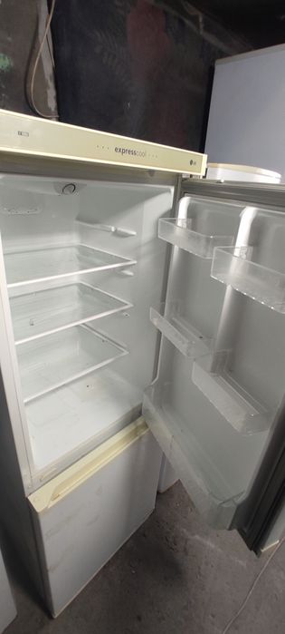 Холодильник с доставкой