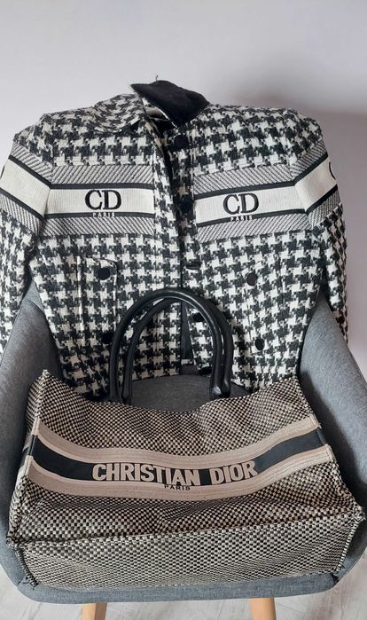 Луксозен комплект яке и чанта Christian Dior