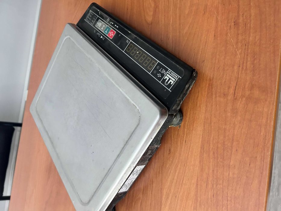 Весы электронные Б/У