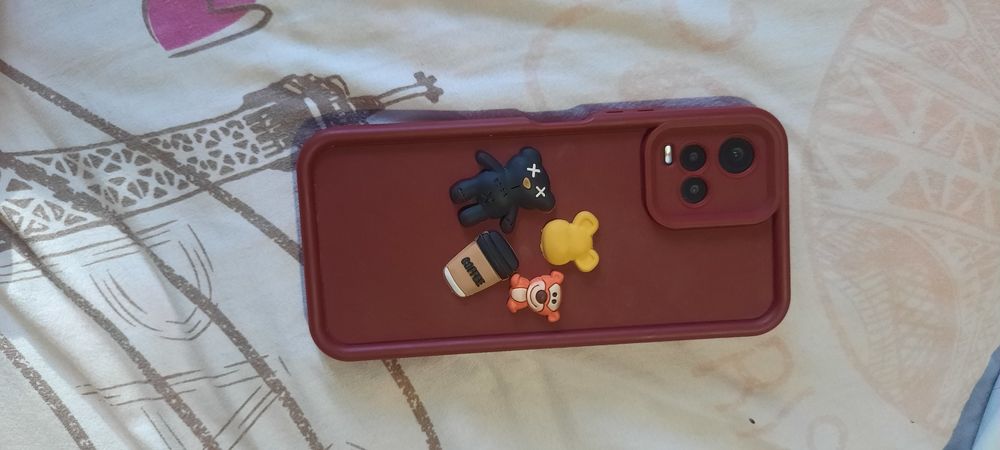 Vivo y 33s telefon
