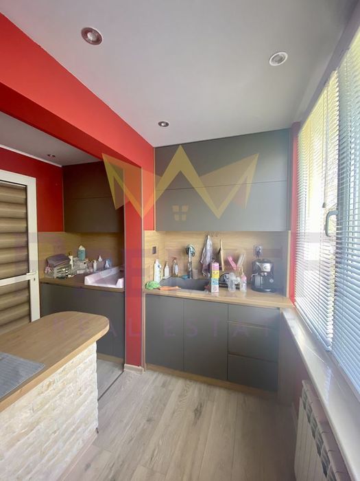 Продава се Тристаен апартамент в Перник, Изток - 73 кв.м за 1439 €/кв.м - Снимка #4