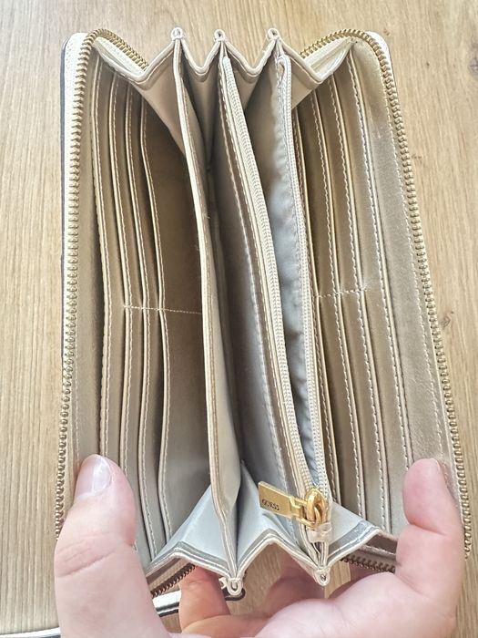 Оригинално портмоне Guess