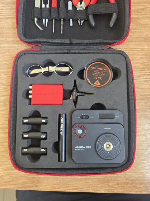Trusă Coil Master DIY Kit V3 – folosită, cu accesorii cadou