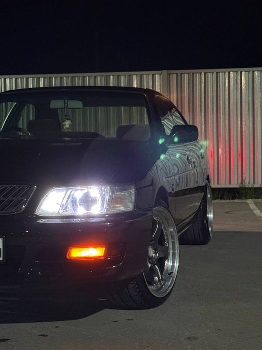 Nissan Laurel 2.0 акп