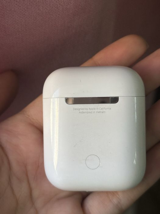 Кейс от Airpods 2 без наушников