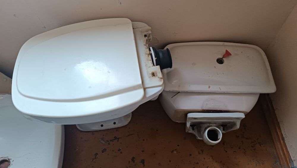 Унитаз умывальник