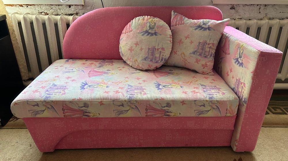 Продам диван детский