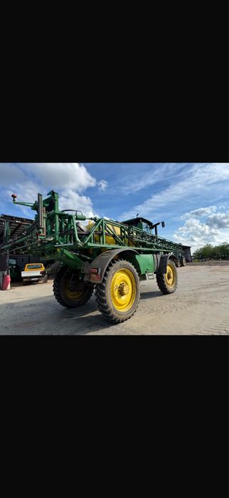 Autopropulsata John Deere 5430 i sprayer instalatie erbicidat