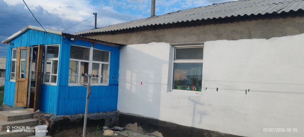 Степной ауданы. 3 бөлмелі үй сатылады. 3х ком.дом.