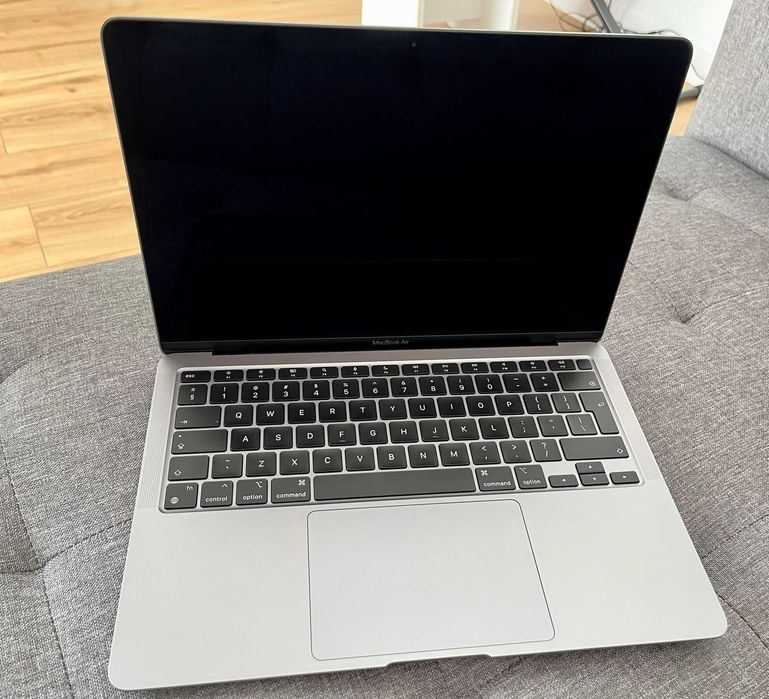 MacBook Air 13 2020 M1 8GB RAM 256GB SSD 94% baterie