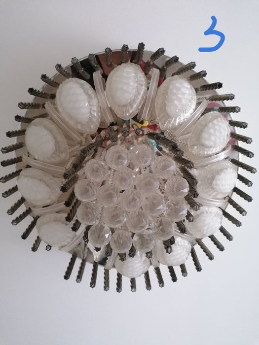 Полилей с кристални виксулкик