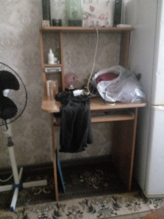 Компьютерный стол