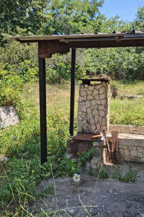 Къща за продажба в гр. Нови Искър, м-т Радеви круши